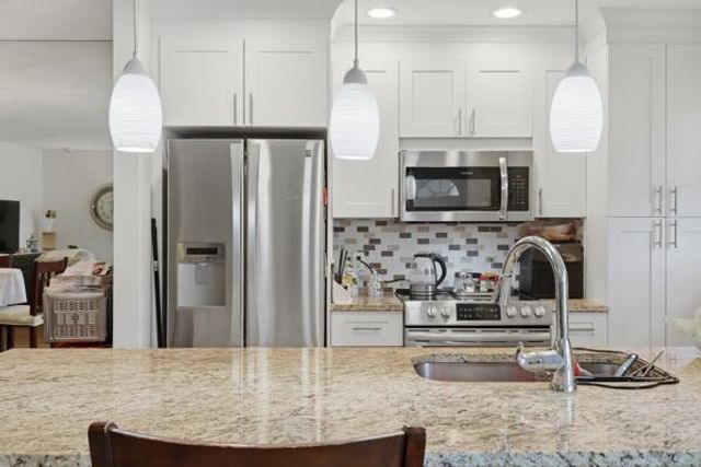 832 High Point Drive W B, Delray Beach, FL 33445