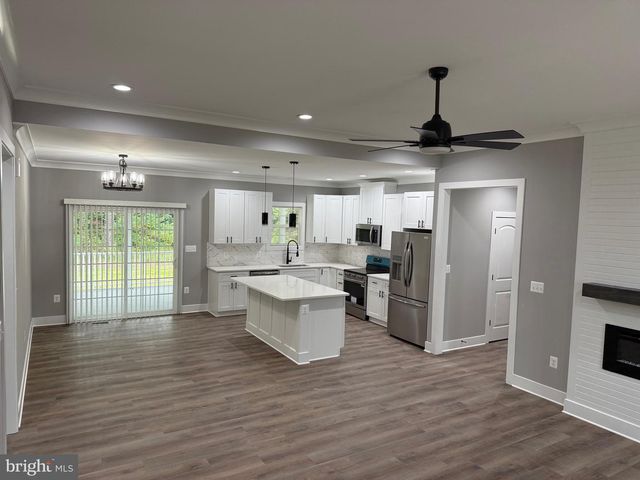 292 CURRIOMAN DRIVE, Montross, VA 22520