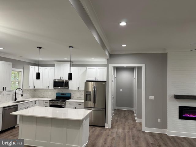 292 CURRIOMAN DRIVE, Montross, VA 22520