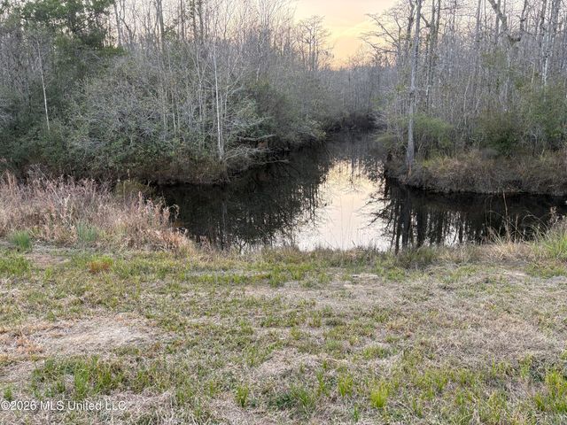 Greenfields Road, Moss Point, MS 39562