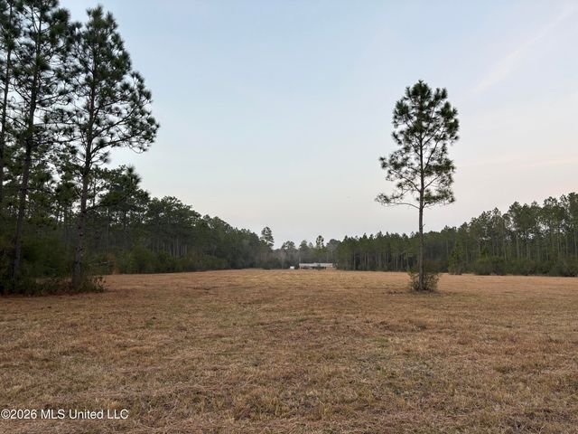 Greenfields Road, Moss Point, MS 39562