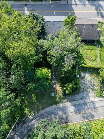 839 Mclaughlin Run Rd, Bridgeville, PA 15017