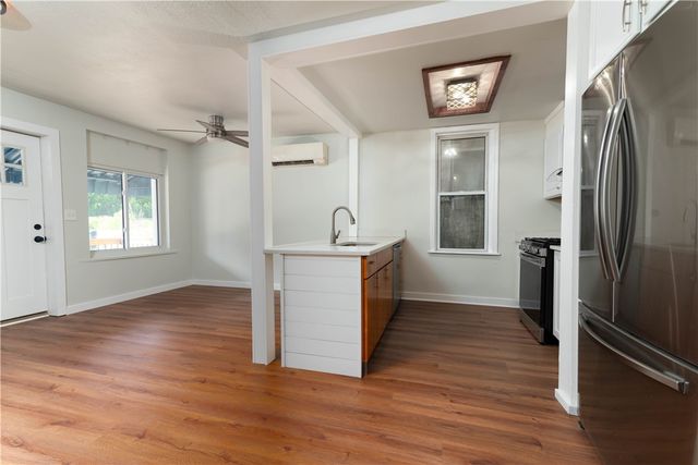 839 Mclaughlin Run Rd, Bridgeville, PA 15017
