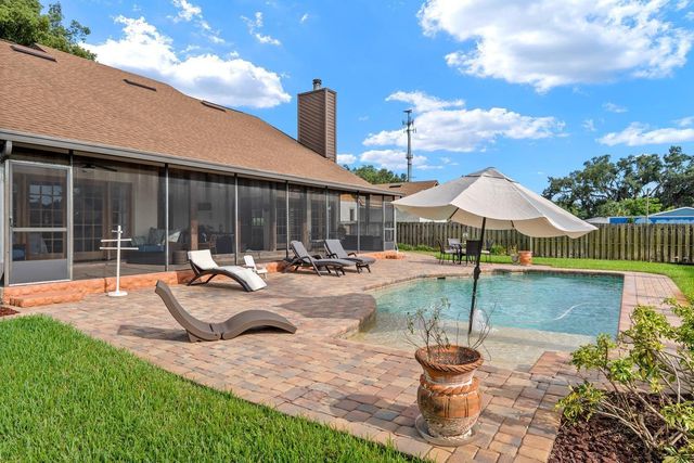 1307 LENNA AVENUE, Seffner, FL 33584