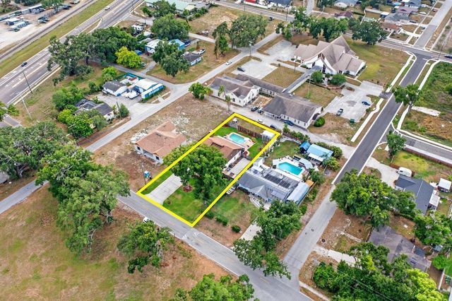 1307 LENNA AVENUE, Seffner, FL 33584