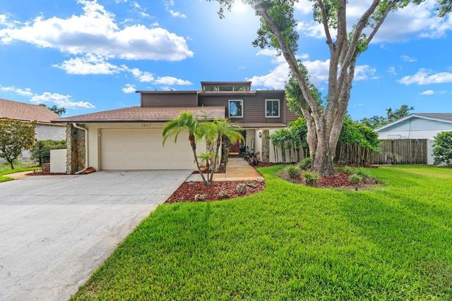 1307 LENNA AVENUE, Seffner, FL 33584