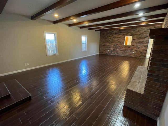 2455 N Boonville Avenue, Springfield, MO 65803