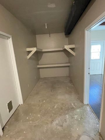 2455 N Boonville Avenue, Springfield, MO 65803