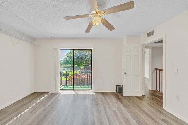 3024 30TH Lane, Greenacres, FL 33463