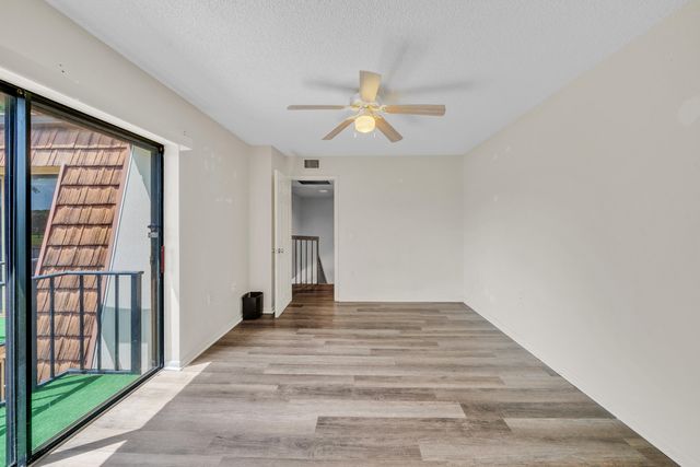 3024 30TH Lane, Greenacres, FL 33463