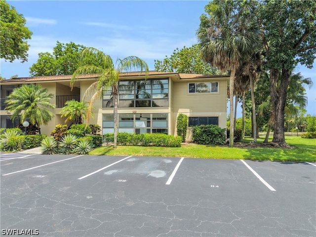5713 Foxlake DR 1, North Fort Myers, FL 33917