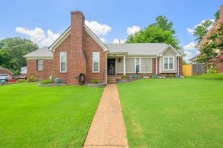2613 COULTER LN, Memphis, TN 38133