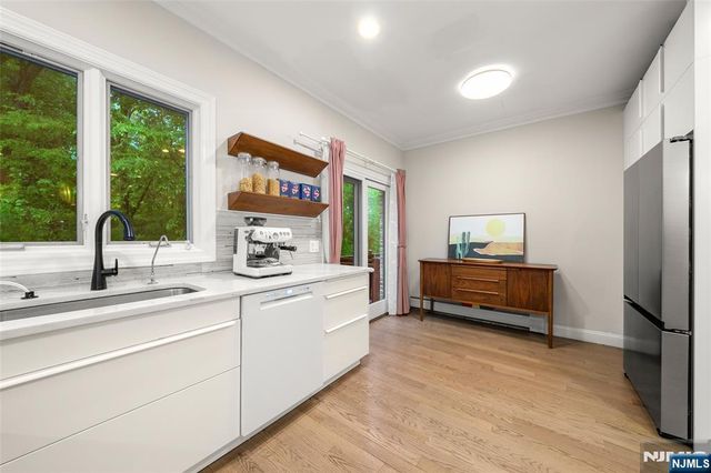 2405 Rossett Street, Fort Lee, NJ 07024