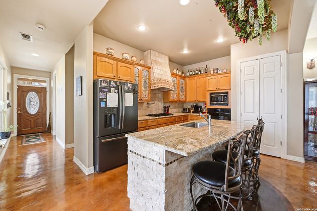 752 Taylor Pt, Bulverde, TX 78163