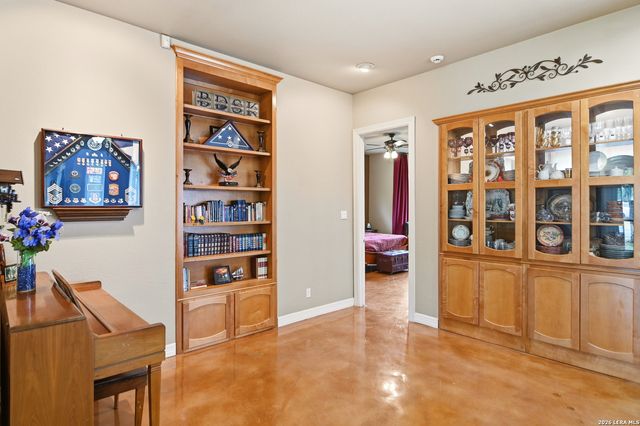 752 Taylor Pt, Bulverde, TX 78163