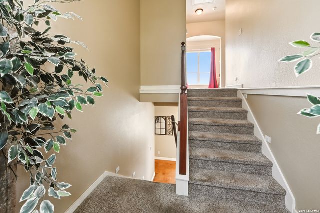 752 Taylor Pt, Bulverde, TX 78163