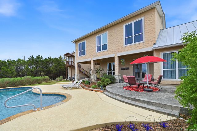 752 Taylor Pt, Bulverde, TX 78163