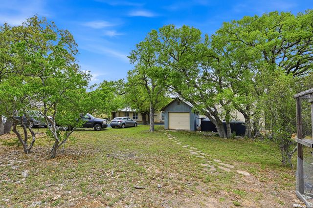 752 Taylor Pt, Bulverde, TX 78163