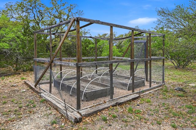 752 Taylor Pt, Bulverde, TX 78163