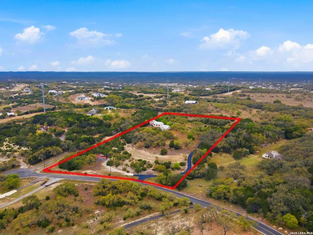 752 Taylor Pt, Bulverde, TX 78163