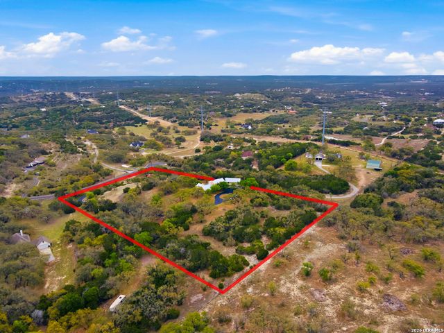 752 Taylor Pt, Bulverde, TX 78163