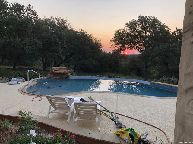 752 Taylor Pt, Bulverde, TX 78163