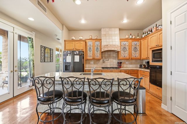 752 Taylor Pt, Bulverde, TX 78163