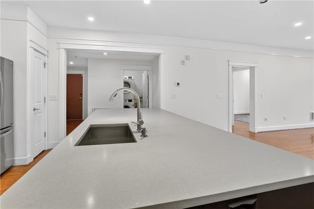 273 12th NE Street 210, Atlanta, GA 30309