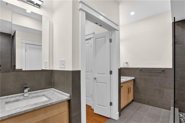 273 12th NE Street 210, Atlanta, GA 30309