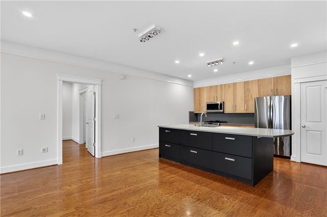 273 12th NE Street 210, Atlanta, GA 30309