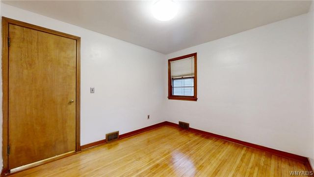 72 Birkdale Road, Cheektowaga, NY 14225