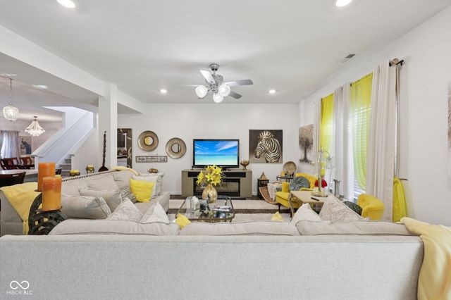 10101 Caprock Canyon Drive, Indianapolis, IN 46229