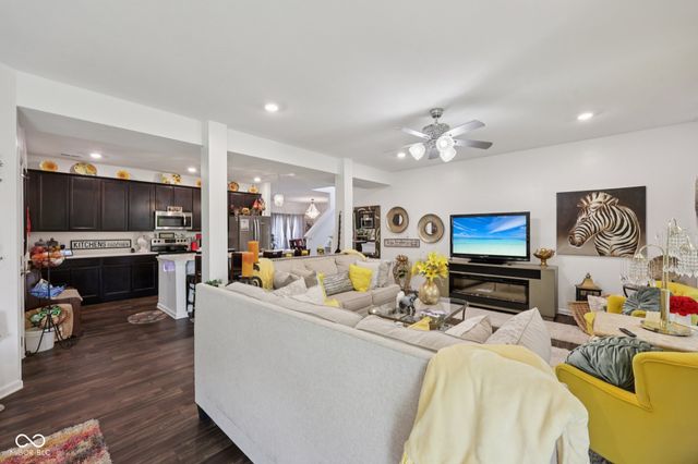 10101 Caprock Canyon Drive, Indianapolis, IN 46229