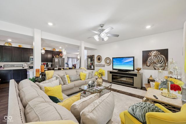 10101 Caprock Canyon Drive, Indianapolis, IN 46229