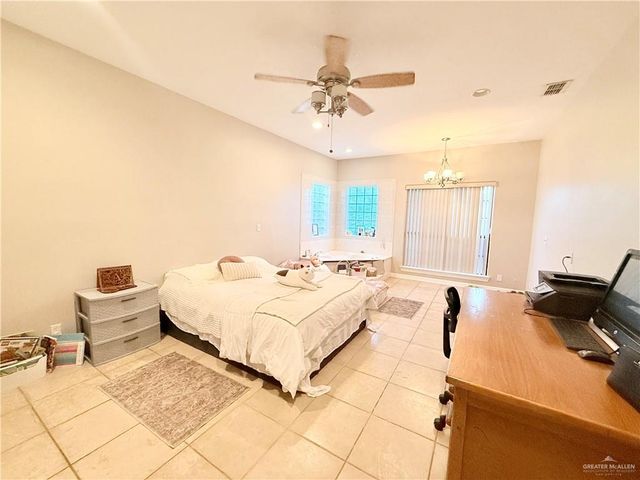 3300 Loyola Avenue, Mcallen, TX 78504