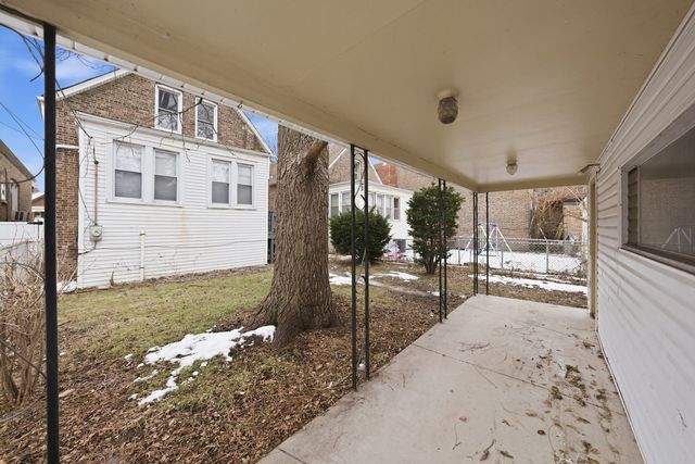 7544 S Eberhart Avenue, Chicago, IL 60619