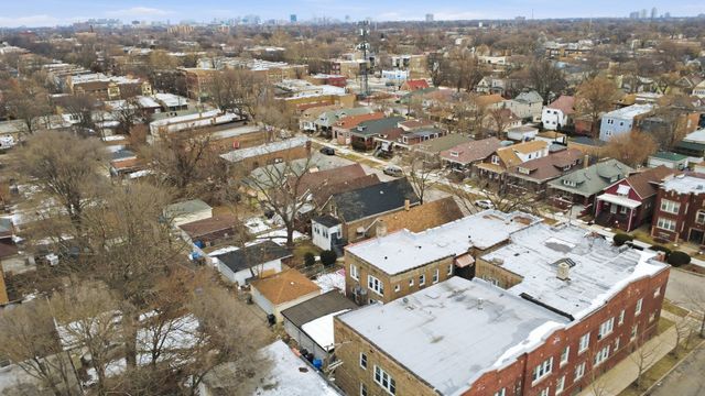 7544 S Eberhart Avenue, Chicago, IL 60619