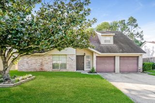 2312 Meade Court, League City, TX 77573
