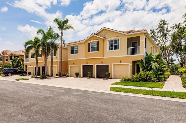 8098 MOONSTONE DRIVE 17-203, Sarasota, FL 34233