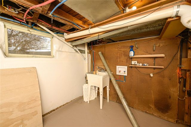 259 Windsor Road, Greece, NY 14612