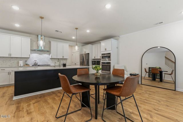 117 Raccoon Path, Holly Springs, NC 27540