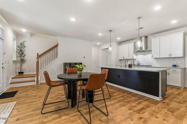 117 Raccoon Path, Holly Springs, NC 27540