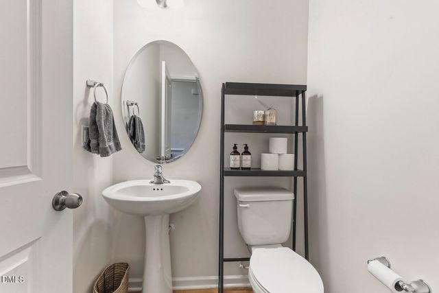 117 Raccoon Path, Holly Springs, NC 27540