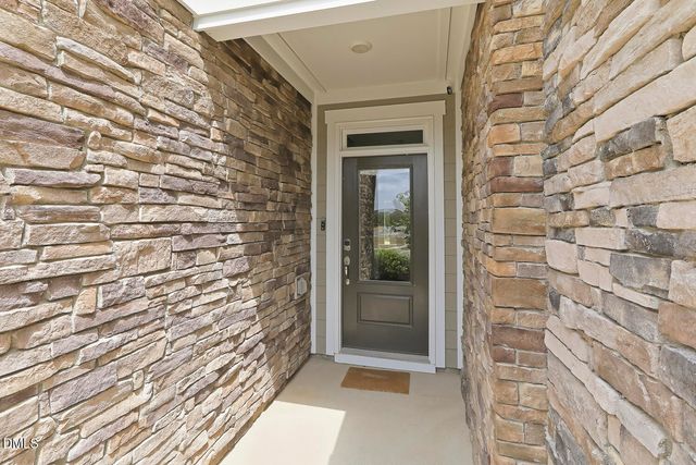 117 Raccoon Path, Holly Springs, NC 27540