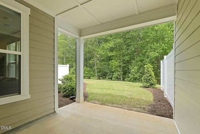 117 Raccoon Path, Holly Springs, NC 27540