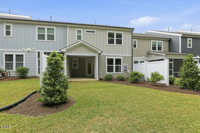 117 Raccoon Path, Holly Springs, NC 27540