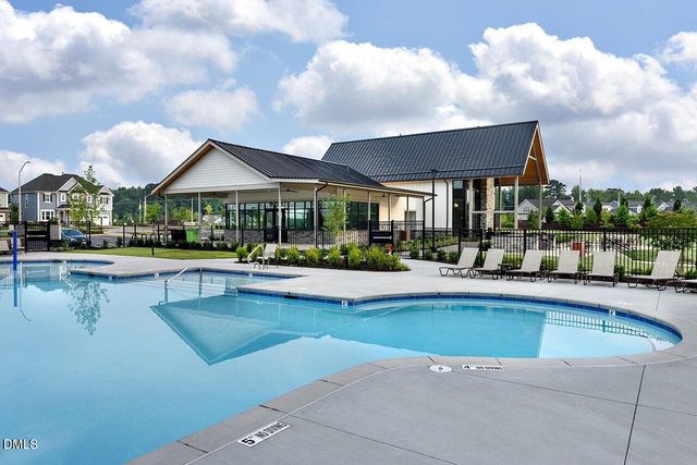 117 Raccoon Path, Holly Springs, NC 27540