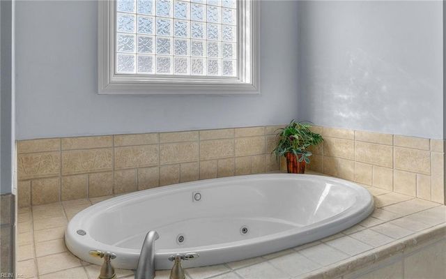 1632 Falls Brook RN, Chesapeake, VA 23322