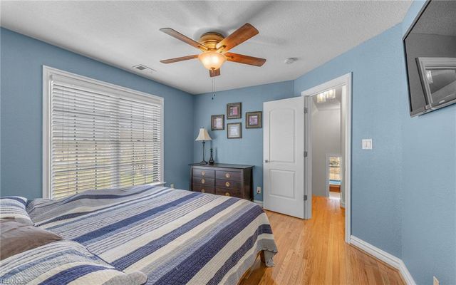 1632 Falls Brook RN, Chesapeake, VA 23322