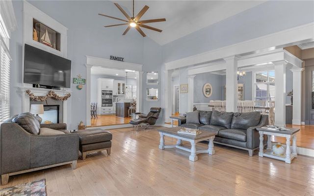 1632 Falls Brook RN, Chesapeake, VA 23322